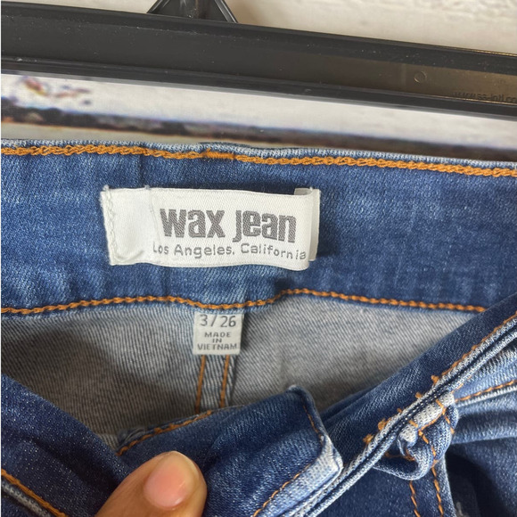Wax Jean Los Angeles Mid Rise Skinny Distressed Jean Size 3/26 - Picture 4 of 10